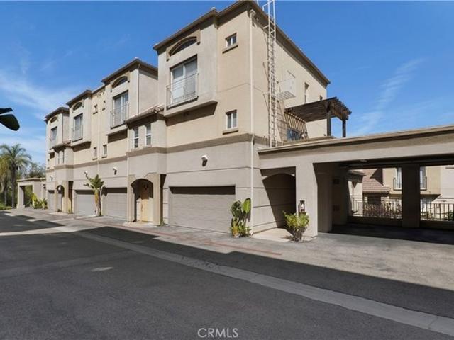 Townhouse for sale in Woodland Hills-Warner Center Neighborhood Council District, Canoga Park