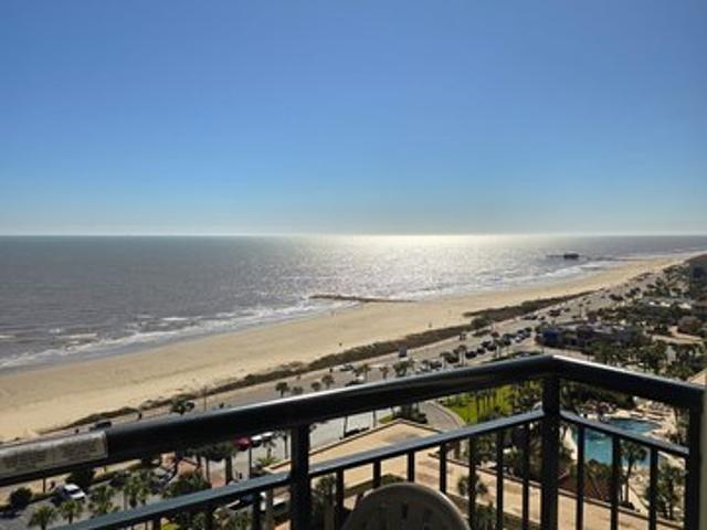Condo for sale in Galveston, Texas