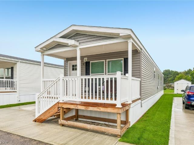 House for sale in Seville, Medina County