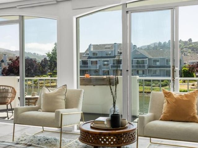 Condo for sale in Mill Valley, California