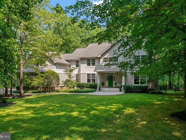 House for sale in Lothian, Maryland