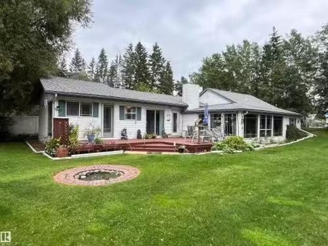 House for sale in Village of Alberta Beach, Summer Village of Val Quentin