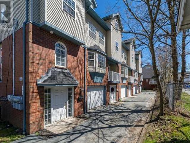 Townhouse for sale in Fairview, Nova Scotia