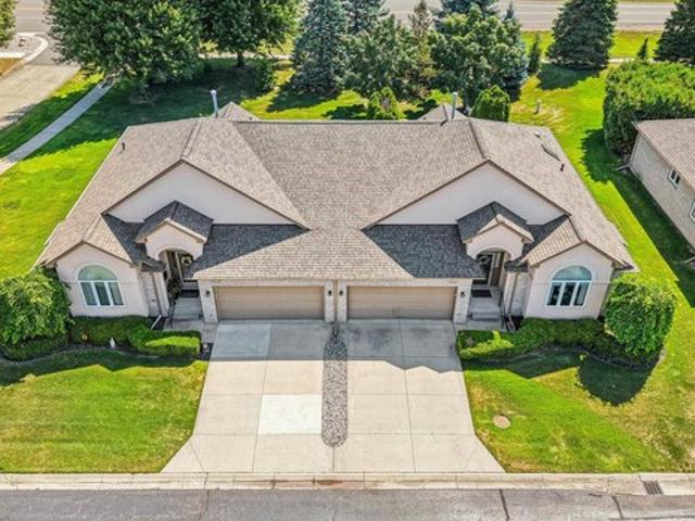 Condo for sale in Macomb, Michigan
