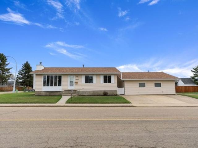 House for sale in Wetaskiwin, Alberta