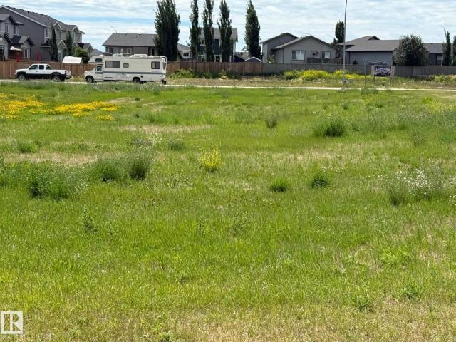 Land for sale in Calmar, Alberta