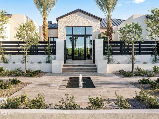 House for sale in Paradise Valley, Arizona
