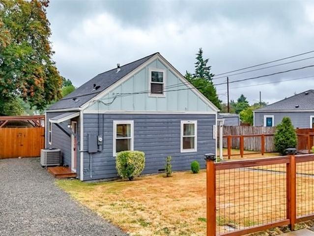 House for sale in Tacoma, Washington