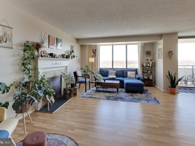 Condo for sale in Bethesda, Maryland