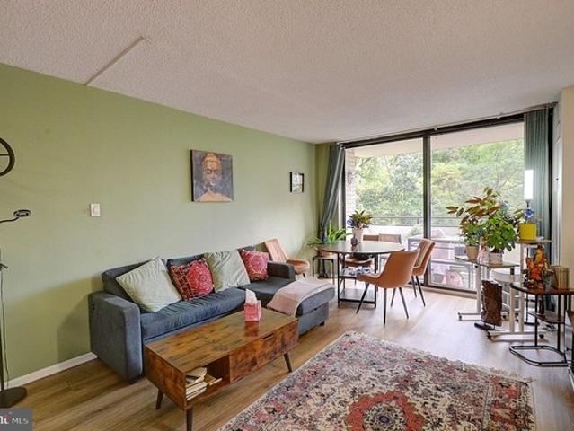 Condo for sale in Bethesda, Maryland