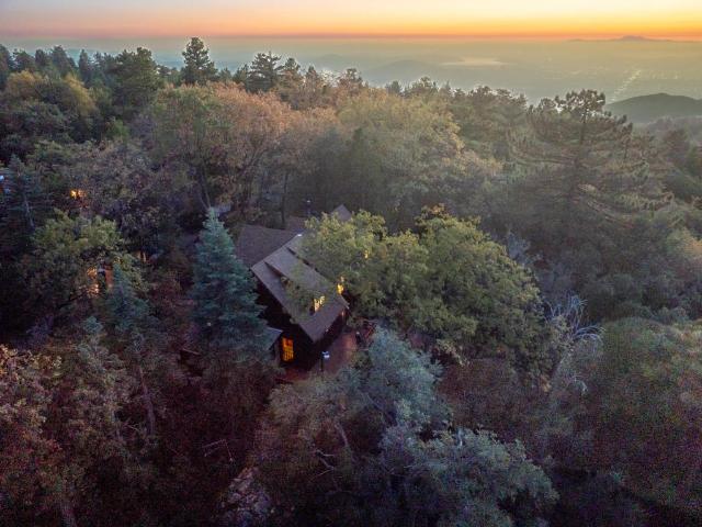 House for sale in Pine Cove, Idyllwild
