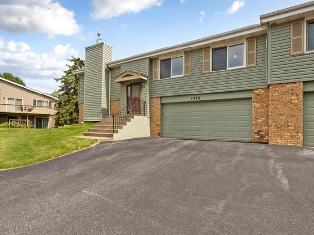 Townhouse for sale in Hennepin, Minnesota