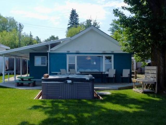 House for sale in Alberta Beach, Alberta