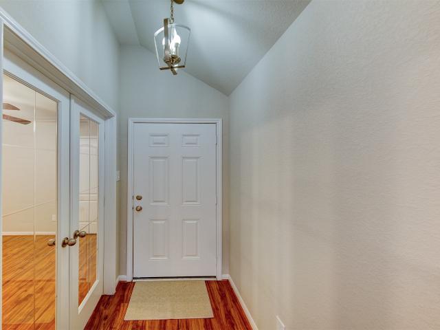Property for rent in Bacliff, Texas