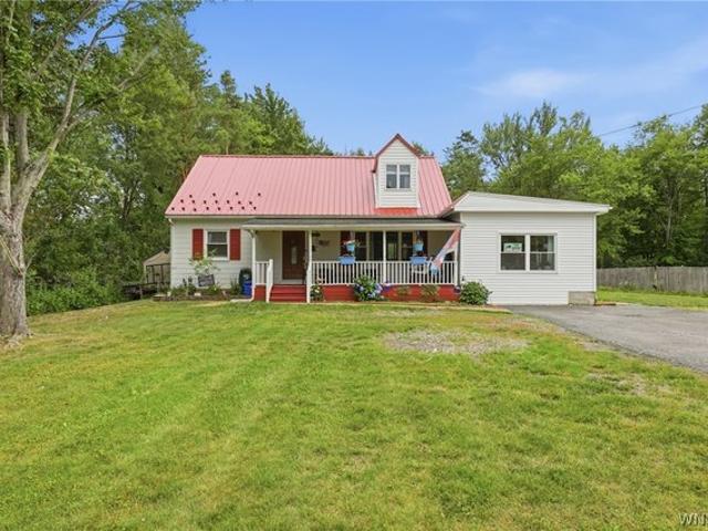 House for sale in Orchard Park, New York