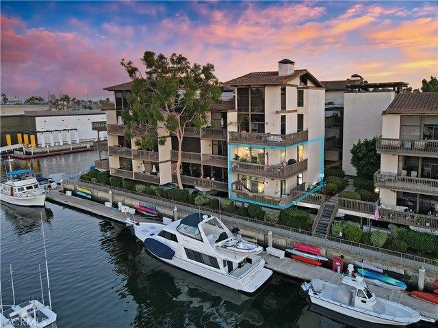 Condo for sale in Long Beach, California