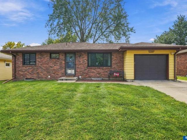 House for sale in Greater South, Lincoln