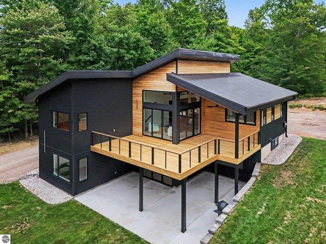 House for sale in Williamsburg, Whitewater Township