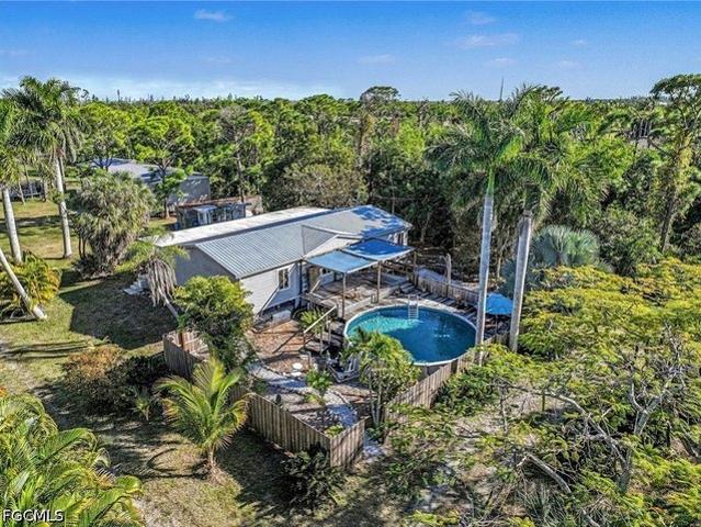 House for sale in Flamingo Bay, Saint James City