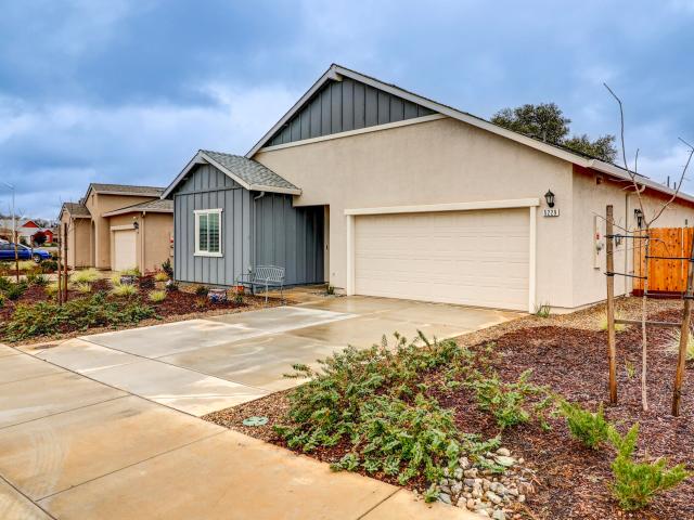 House for sale in Shasta, California