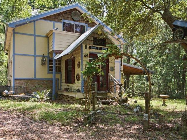 House for sale in Trenton, Florida