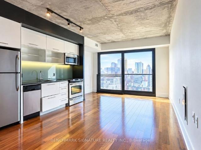 House for rent in Toronto Centre, Toronto