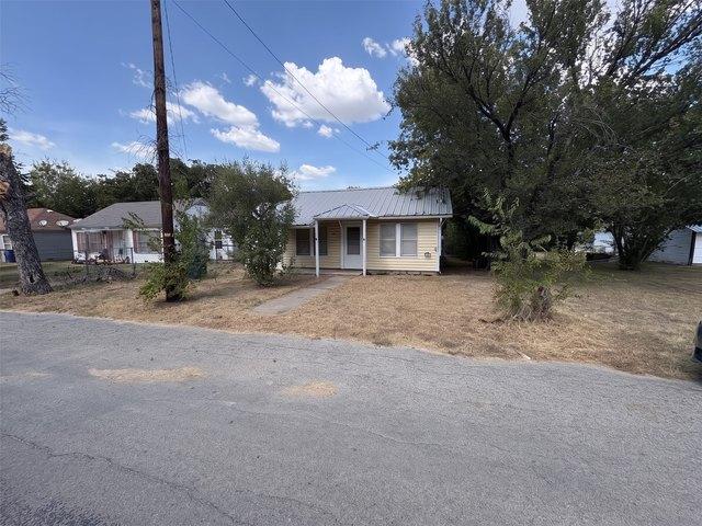 House for sale in Brownwood, Texas