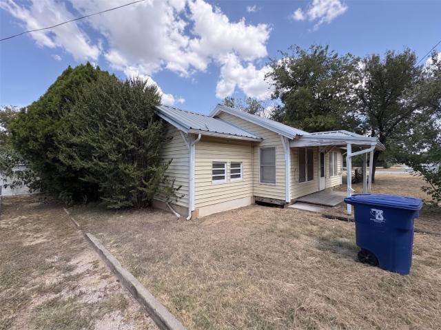 House for sale in Brownwood, Texas