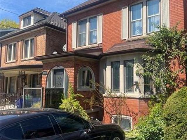 House for sale in Ancaster, Ontario