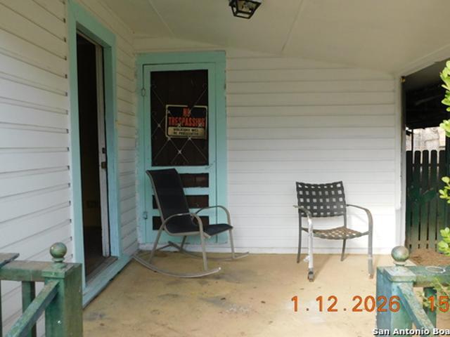 House for sale in Poteet, Texas