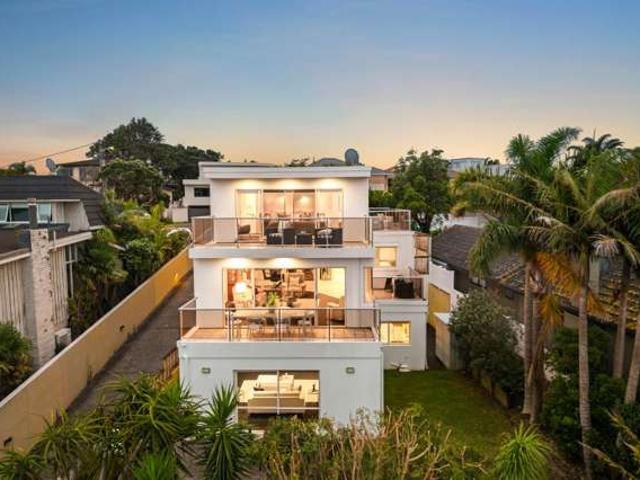 House for sale in Whangaparaoa