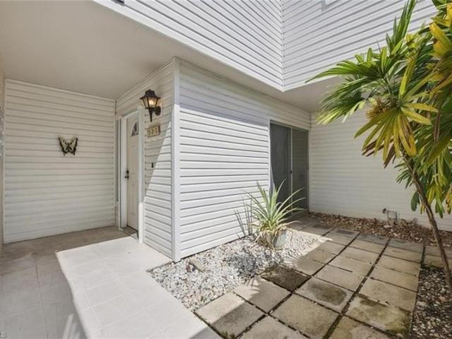 Townhouse for sale in Naples, Florida