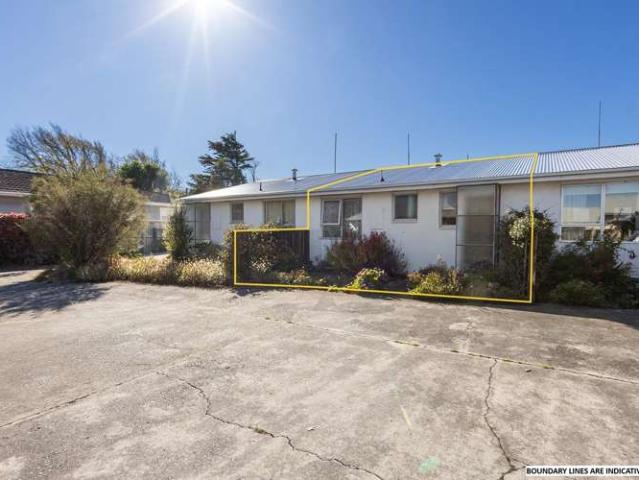 Apartment for sale in Heathcote, Canterbury