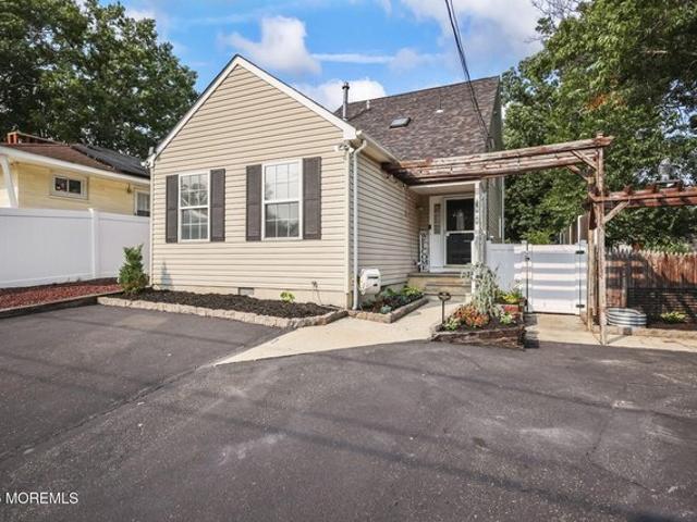 House for sale in Lanoka Harbor, New Jersey