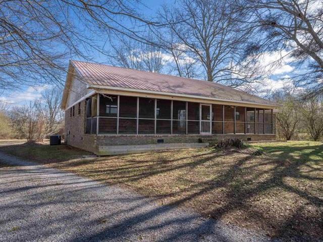 House for sale in Fyffe, Alabama