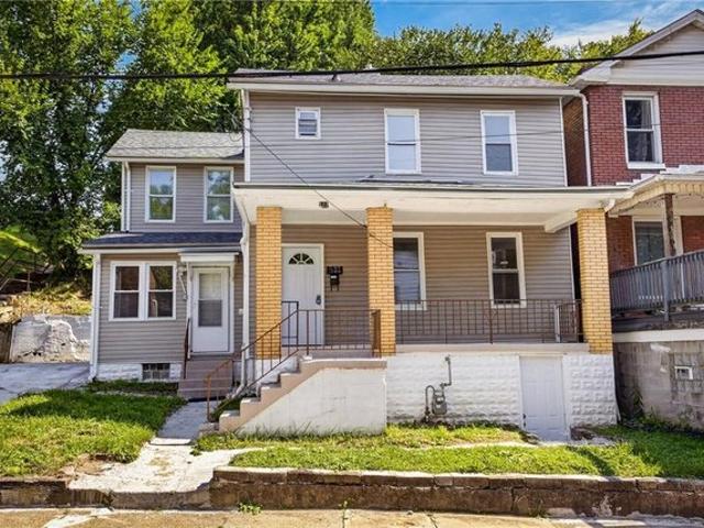 House for sale in Carnegie, Pennsylvania