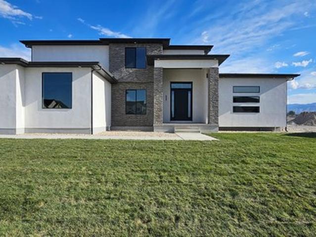 House for sale in Grantsville, Utah