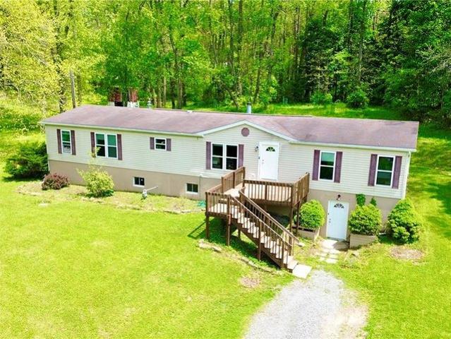 House for sale in New Castle, Pennsylvania