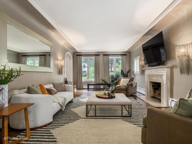 House for sale in Kenilworth, Illinois