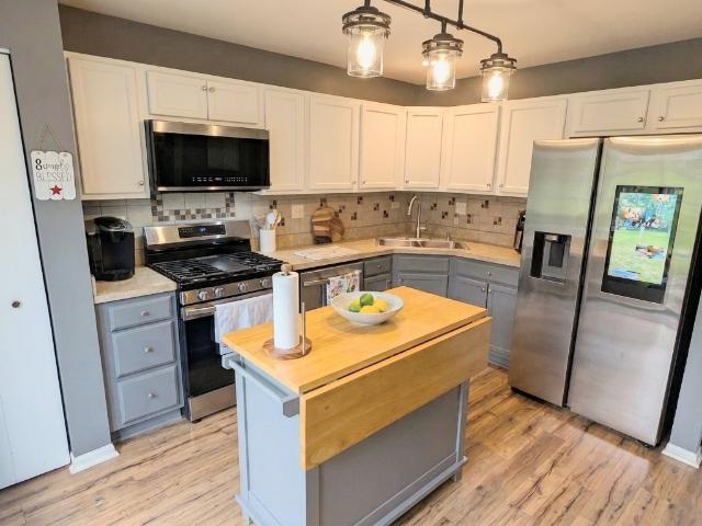 Townhouse for sale in Northampton, Pingree Grove