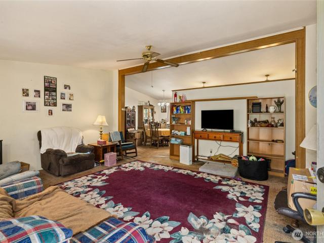 House for sale in South Cle Elum, Washington