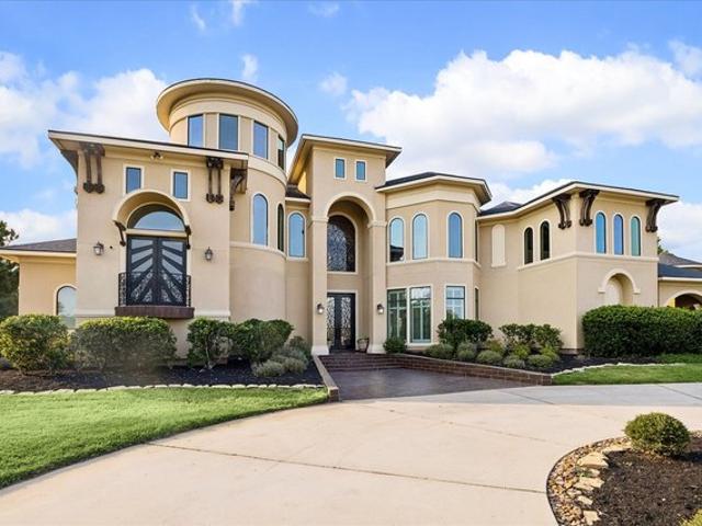House for sale in Magnolia, Texas