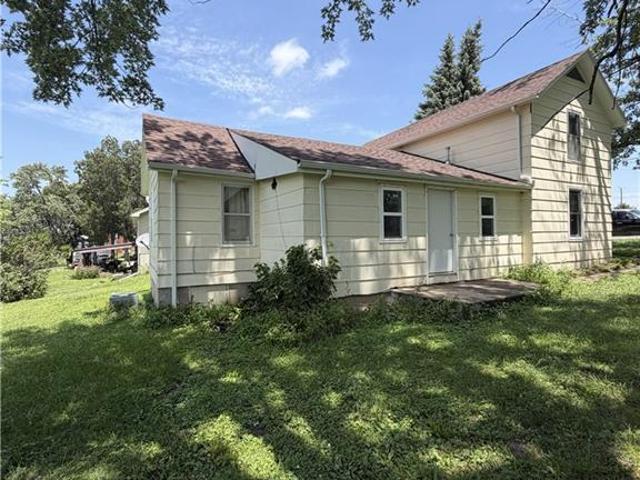 House for sale in Blackburn, Saline County
