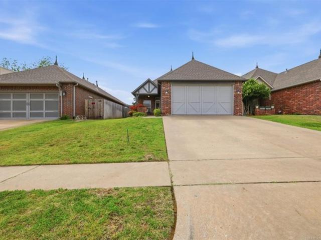 House for sale in Jenks, Oklahoma