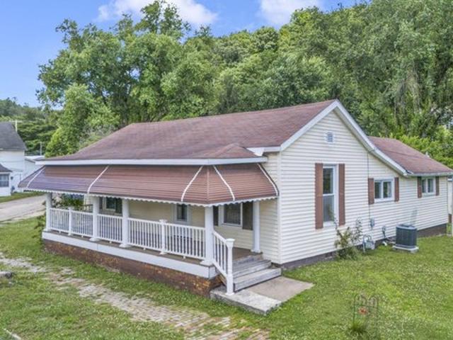 House for sale in Nelsonville, Ohio