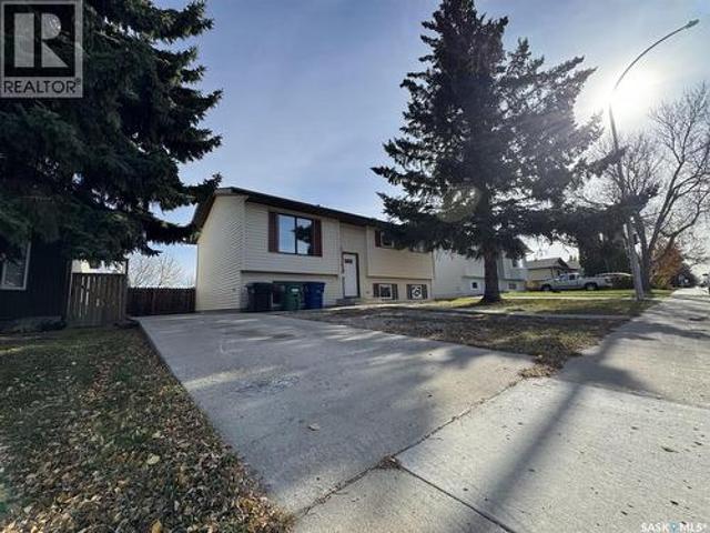 House for sale in Silverwood Heights, Saskatoon