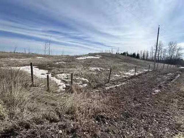 House for sale in Alberta