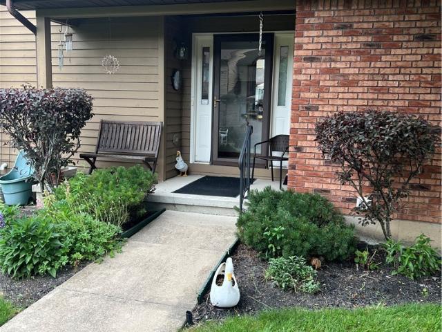 Condo for sale in Niagara, New York