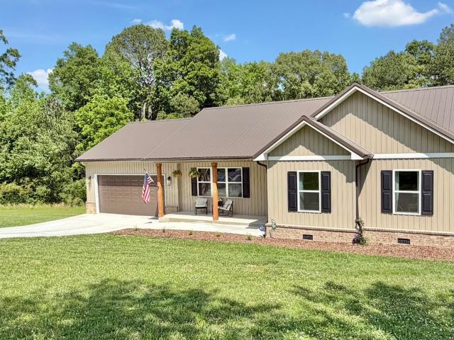 House for sale in Cohutta, Georgia