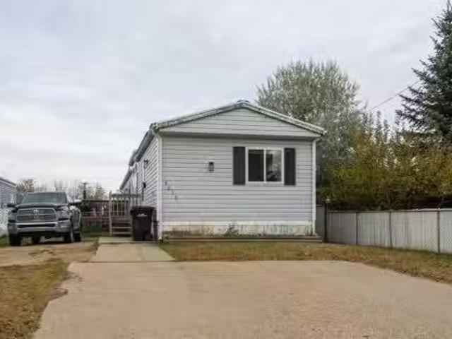 House for sale in Camrose, Alberta